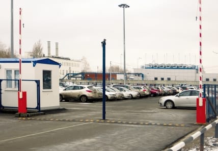 Некоммерческая парковка личного автотранспорта на OAG „Gazpromneft-ONPZ“